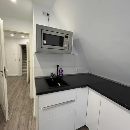 Am Uniklinik Apartament Lubeka